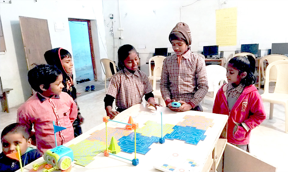 A group of children at a Sunaina Foundation